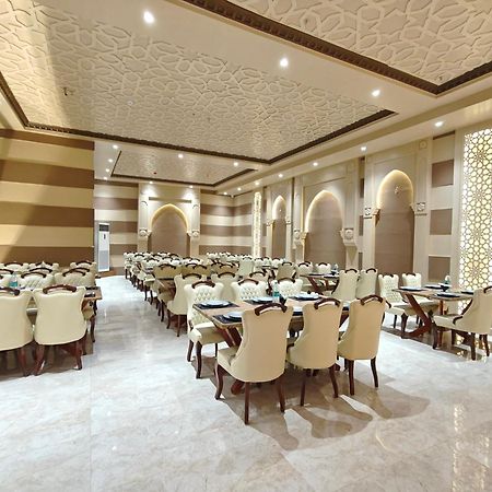 The S Crown Somnath Hotel ภายนอก รูปภาพ